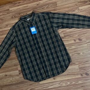 Columbia Black and Tan Plaid Button-Down Shirt